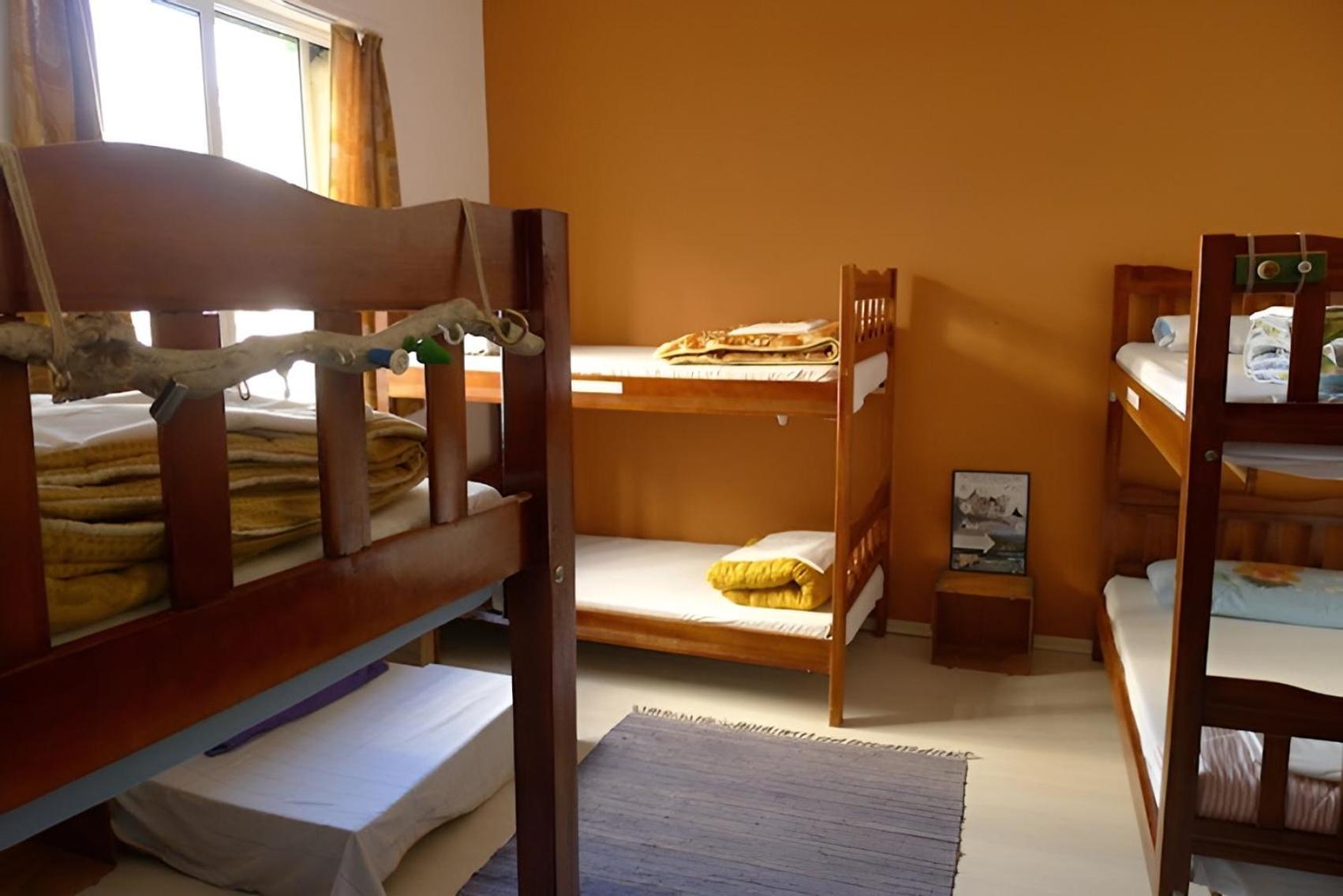Tirana Backpacker Hostel Esterno foto